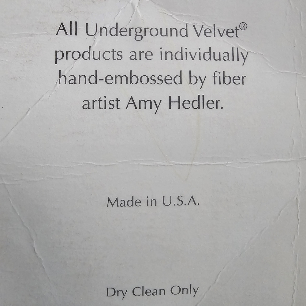 2 Underground Velvet Scarves with Bag - Picture 3 of 4